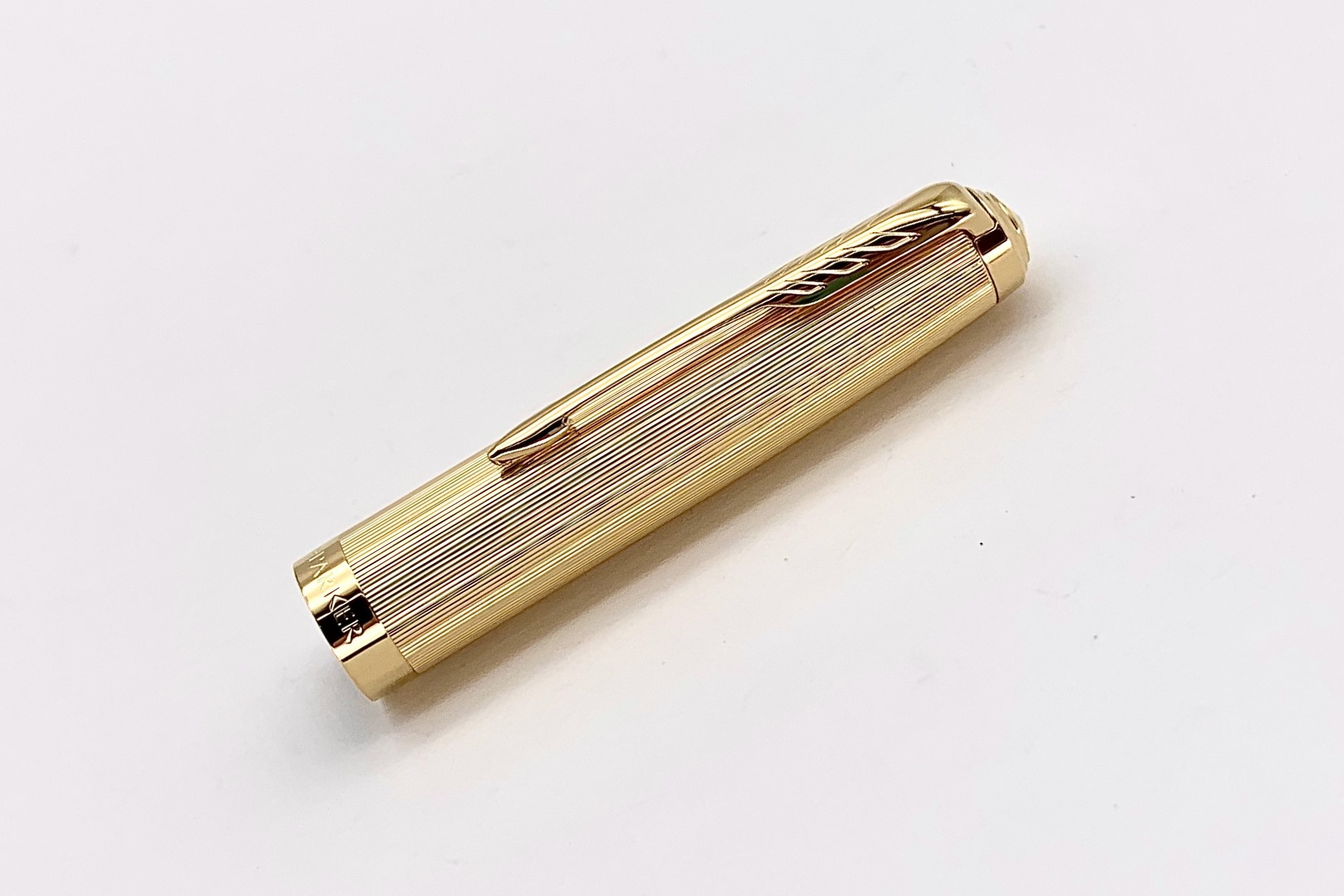 Parker51PremiumBlackGoldTrimFP18kNib_k